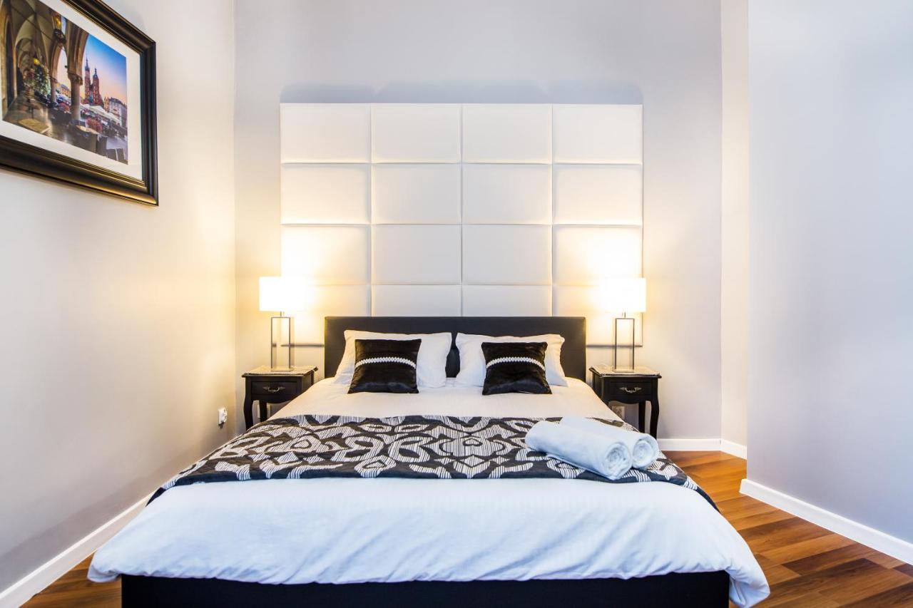 Tribeca City Center Apartments Krakow Luaran gambar