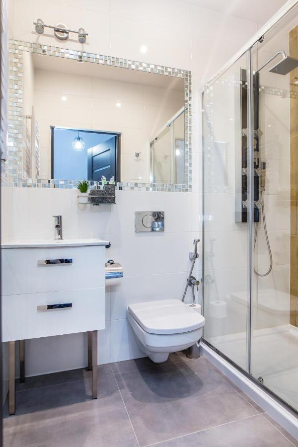 Tribeca City Center Apartments Krakow Luaran gambar