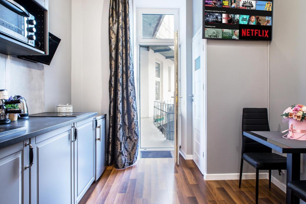 Tribeca City Center Apartments Krakow Luaran gambar